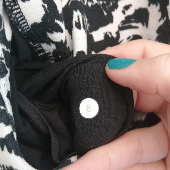 Lululemon Cozy Cuddle Up Sweatshirt Jacket Floral Fleece Lined Size 8 - Picture 14 of 16